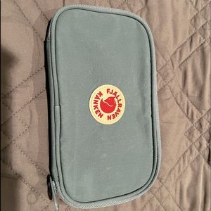 Fjallraven Kanken travel wallet